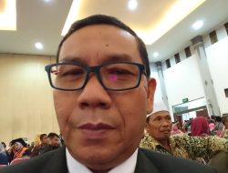 KAHMI Kumpulan Intelektual Banci?
