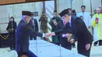 Puji Tuhan, Mendiktisaintek Lantik Joseph Rektor Unima 2025-2029