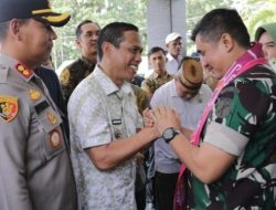 Weny Gaib Hadiri Pisah Sambut, Letkol Inf Fahmil Harris