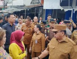 Sidak di Pasar Tondano, RD Tegaskan Pangkalan LPG Curang Bakal Ditindak