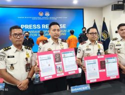 Penyalahgunaan Izin Tinggal, Imigrasi Kota Bitung Tangkap 2 WNA Tiongkok