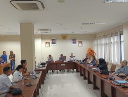 Aksi Warga Blokade Akses Jalan Lingkar Tambang Minut-Bitung Berujung ke Meja Parlemen
