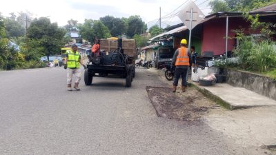 Pemkot Kotamobagu, Benahi Jalan Zakaria Imban dari Molinow hingga Poyowa Kecil