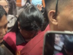 Sosok Kepala Daerah Perempuan Satu-satunya di Sulut Ini Tertunduk dan Meneteskan Air Mata Usai Jalani Pemeriksaan Selama 10 Jam