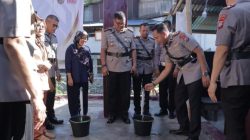 Kapolres Kotamobagu Resmikan Sarana Air Bersih dan Serahkan Bedah Rumah di Mogolaing