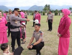 Kapolres Boltim Pimpin Korps Raport, 25 Bintara Terima Kenaikan Pangkat