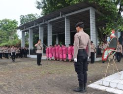 Jelang Hari Bhayangkara ke 80, Polres Bitung Gelar Upacara Ziarah dan Tabur Bunga 
