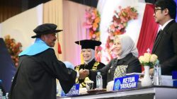 Wagub Idah Beri Motivasi 421 Wisudawan Universitas Ichsan Gorontalo