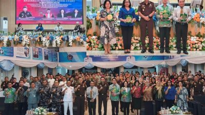 Kejati Sulut Bahas Strategi Penanganan Kejahatan Ekonomi Wilayah Biru Dalam Seminar Hukum di Bitung