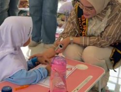 Rindah Gaib Berikan Motivasi Anak PAUD-TK 