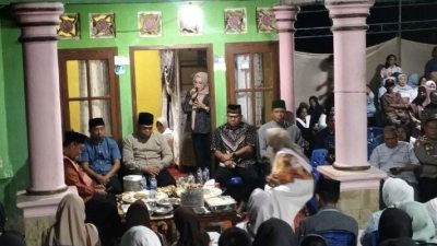 Malam Ketujuh Muksin Dondo, Kapolres Kotamobagu Hadir di Tengah Keluarga yang Berduka