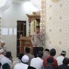 Jumat Keliling, Kapolres Abdul Kholik Bangun Kedekatan dengan Jamaah Masjid At-Taqwa