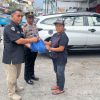 Sambut HUT Humas Polri ke-75, Polres Bitung Salurkan Puluhan Paket Sembako kepada Warga