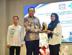 Apresiasi Nakes, Gubernur Gorontalo Sampaikan Penghargaan Kemendagri